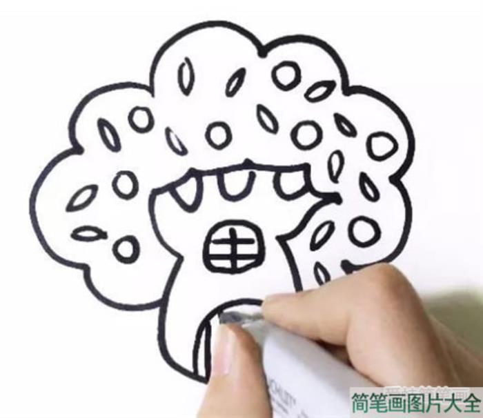 大树房子简笔画  第4张